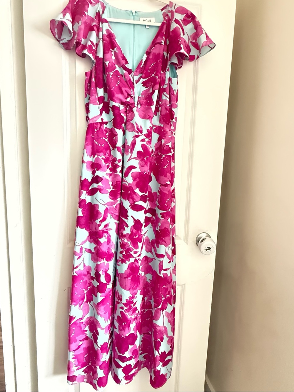 Elegant eye, catching, kensie Floral Fuchsia & Light Blue Maxi Dress